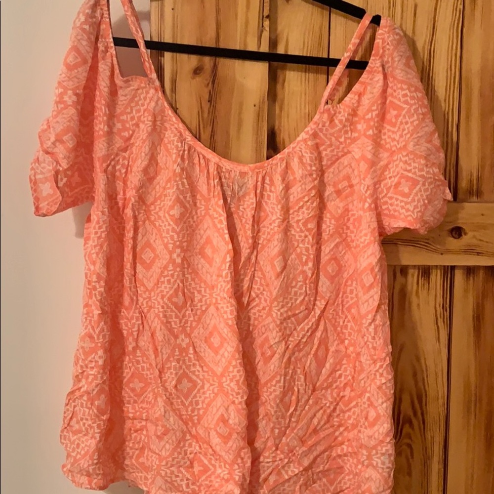 Torrid size 1 shirt